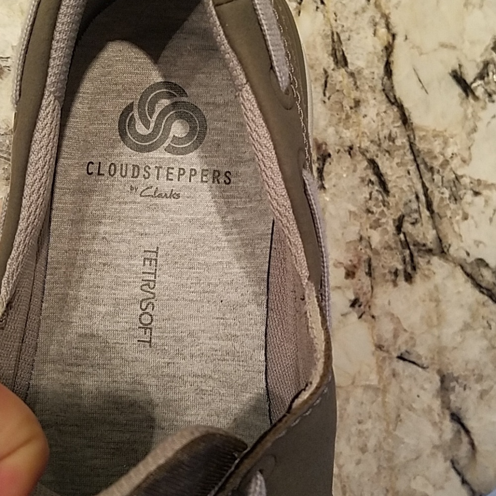 Cloudsteppers by Clark's light boat shoes. 9 - Picture 6 of 6